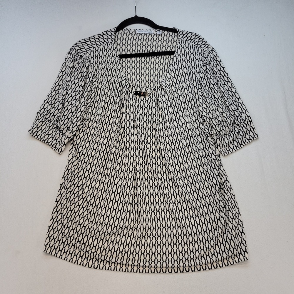 Notations Blouse Womens 1X White Black Geometric Buckle V-Neck Elbow Sleeve